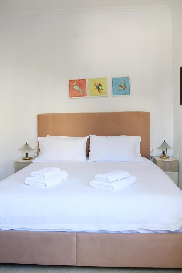 Work-Friendly Central Apartments, Sarande Exterior photo